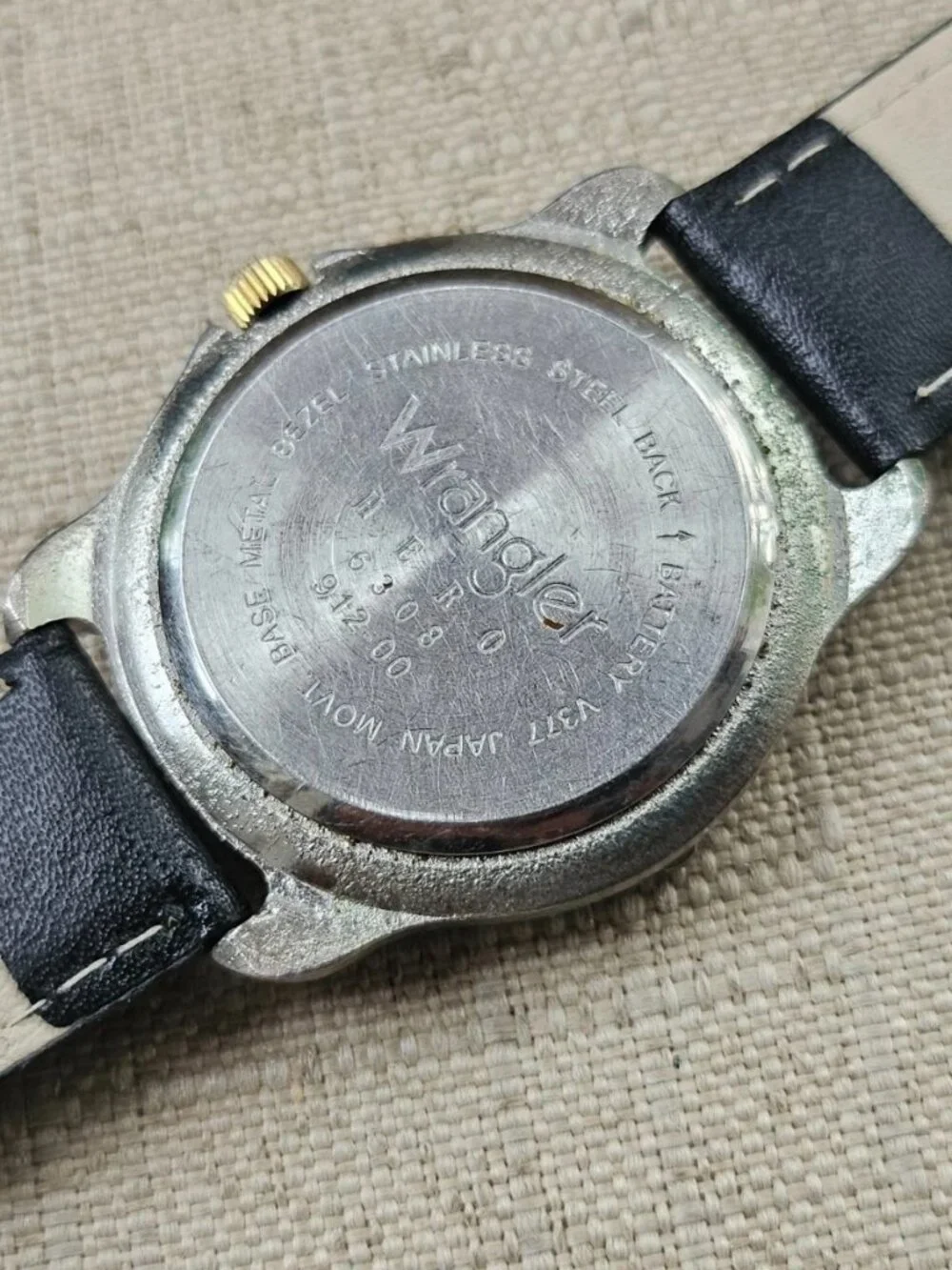 Vintage Wrangler Men Wristwatch Silver Tone Case Day/Date Calendar Quartz Watch
